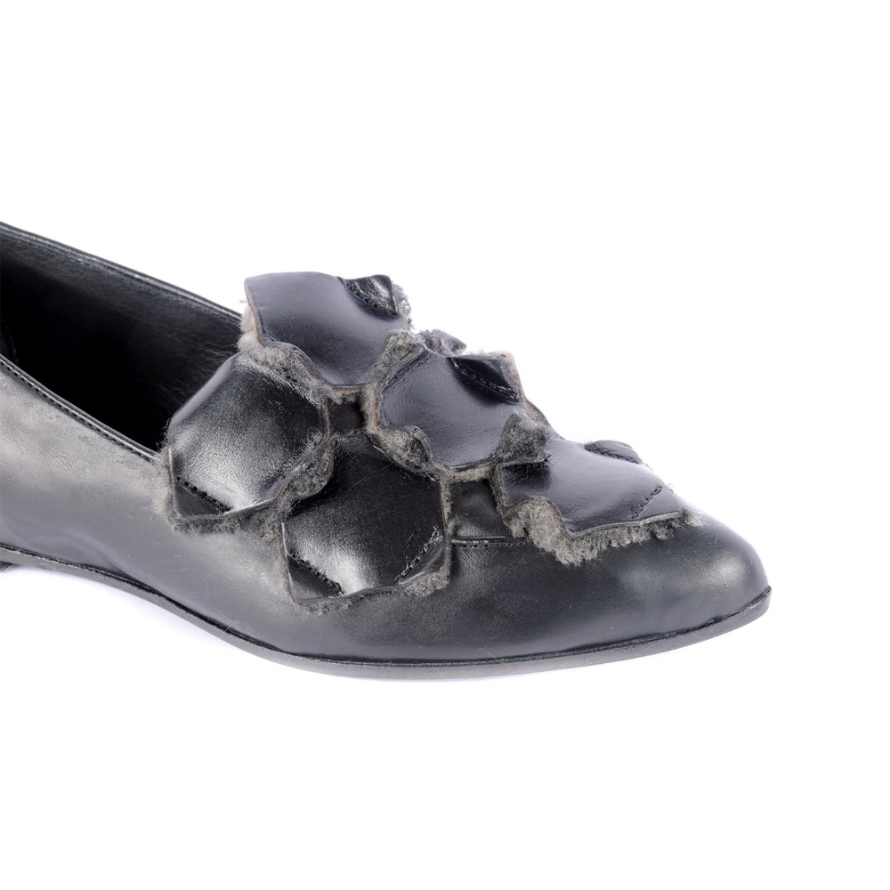Ink flat Slip on moccasin in black Sherling - Picture 3 of 8